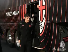 皇城突袭帮助弗雷多逃走