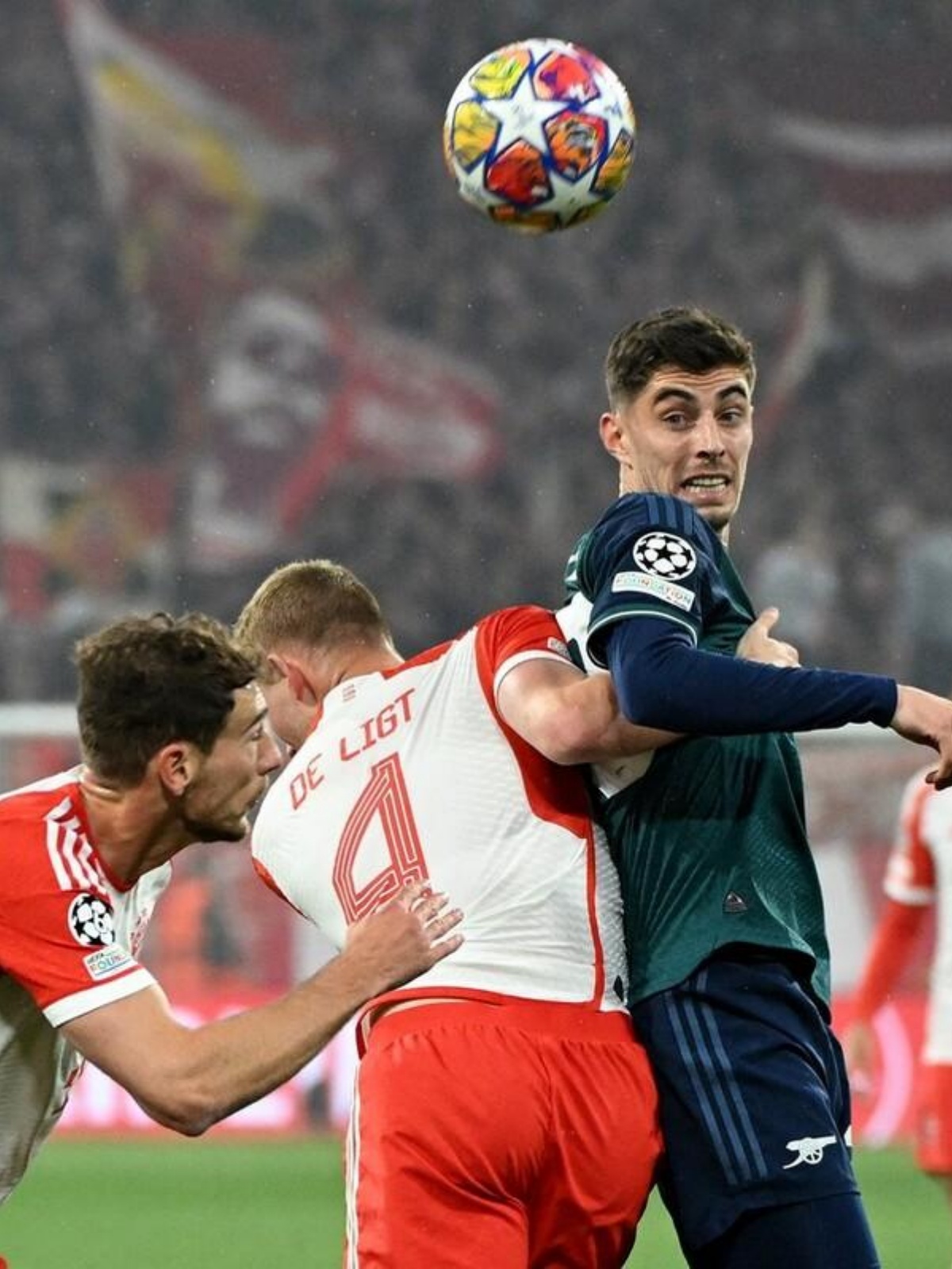 阿贾克斯击败拜仁慕尼黑,晋级欧冠半决赛了吗